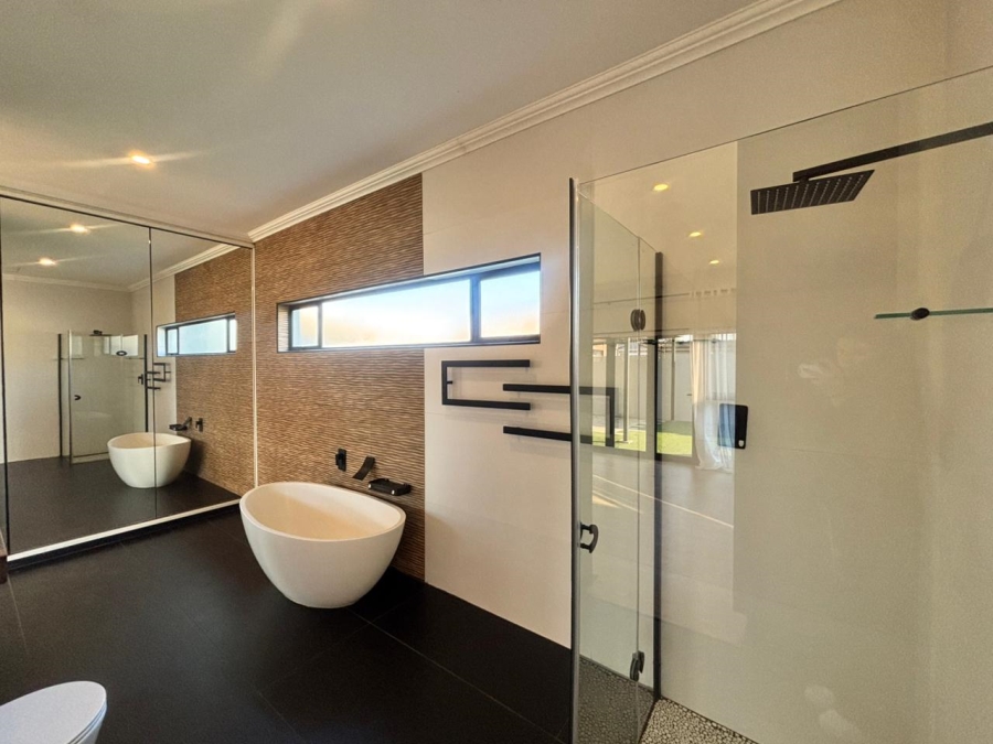 2 Bedroom Property for Sale in Waterberry Estate North West